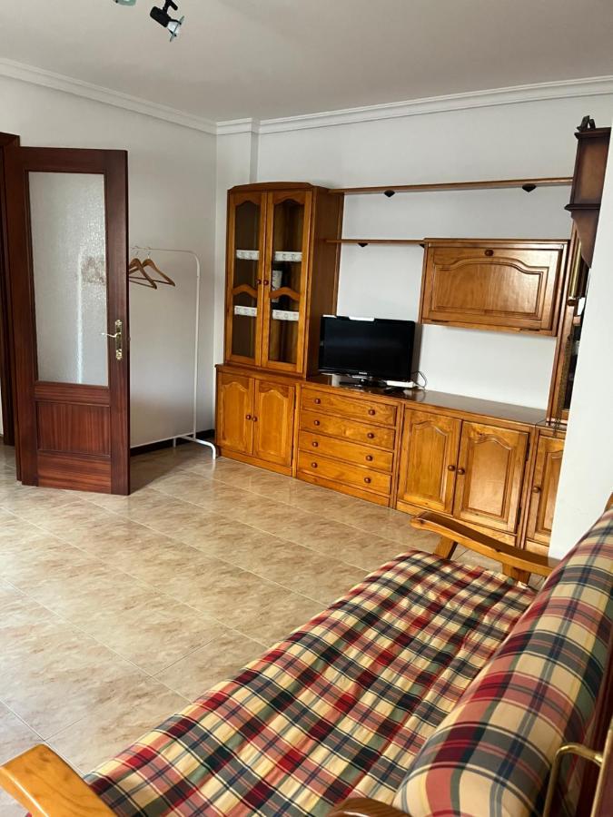 Liencres Tranquilo Con Piscina Comunitaria Apartment Luaran gambar